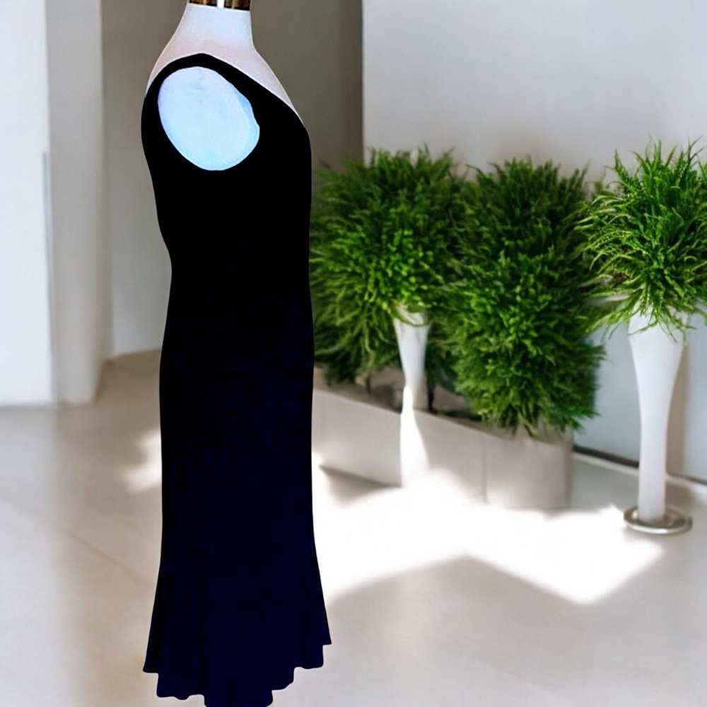 Studio Y Black Jersey V-Neck Front & Back Ruffled Hem Dress - Picture 11 of 16